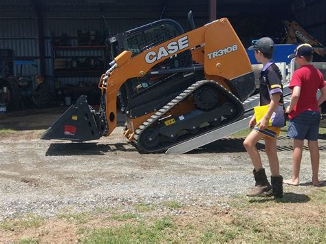 skid steer hire mackay|Earthworks in Mackay .